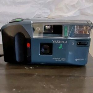 Yashica Af-J Blue 35mm Compact Camera with Case